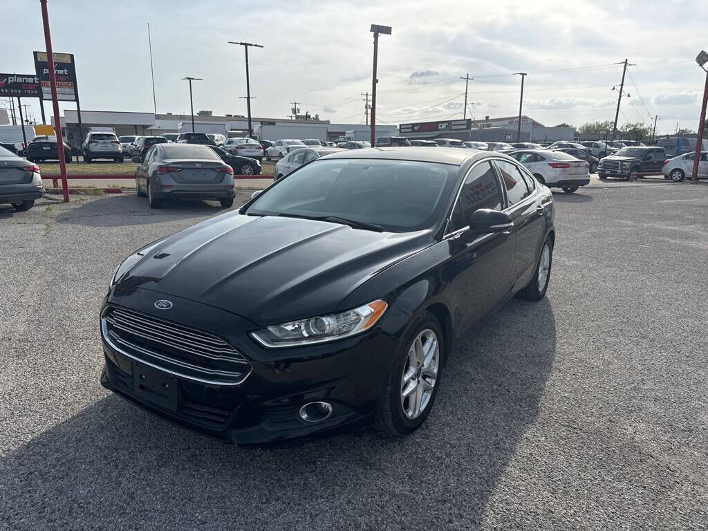 2016 FORD Fusion