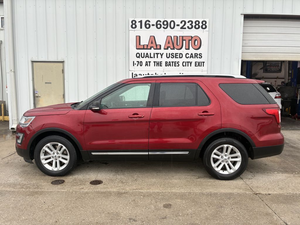 2017 FORD Explorer
