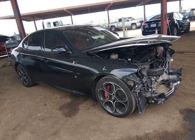 2022 ALFA ROMEO Giulia