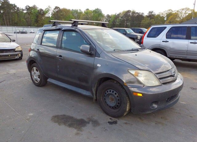2005 TOYOTA SCION