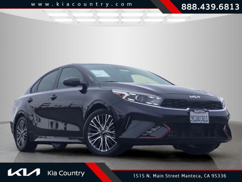 2023 KIA Forte