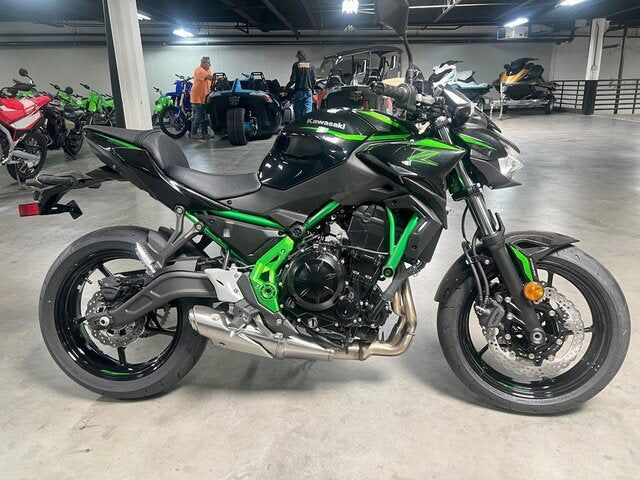 2025 KAWASAKI Z650