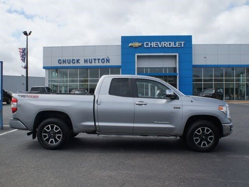 2017 TOYOTA Tundra