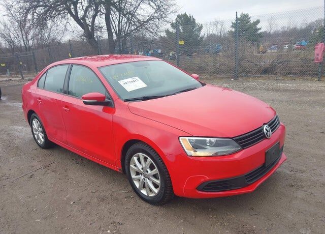 2012 VOLKSWAGEN Jetta
