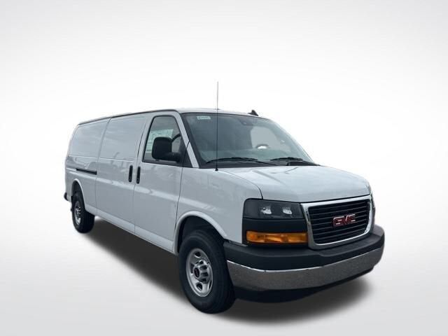 2025 GMC Savana