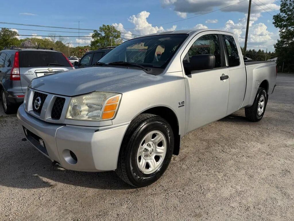2004 NISSAN Titan