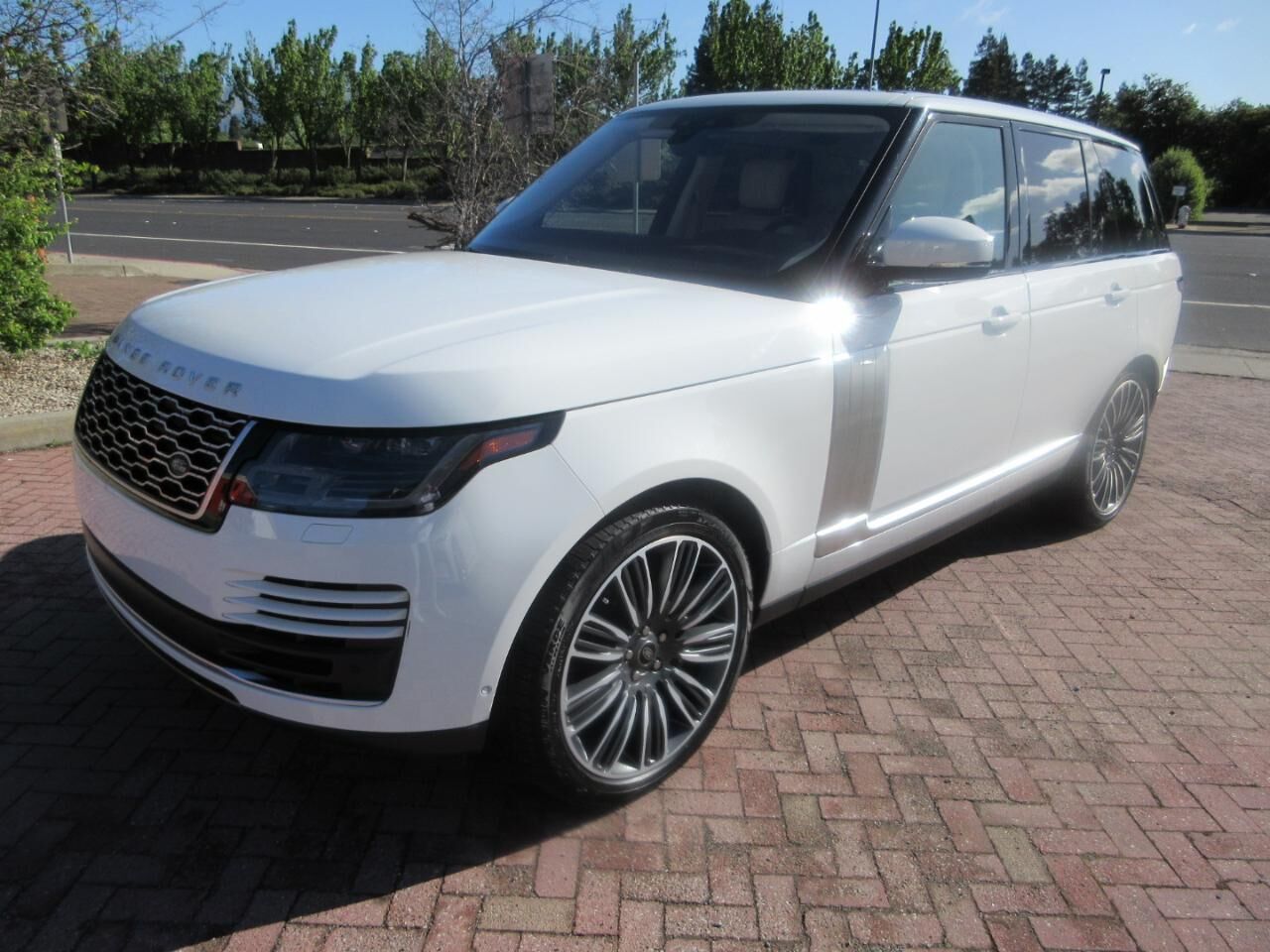 2022 LAND ROVER Range Rover