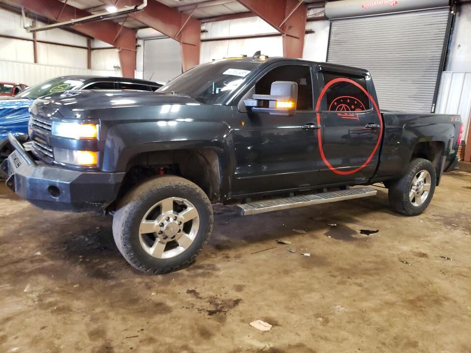 2018 CHEVROLET Silverado