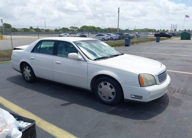 2004 CADILLAC Deville