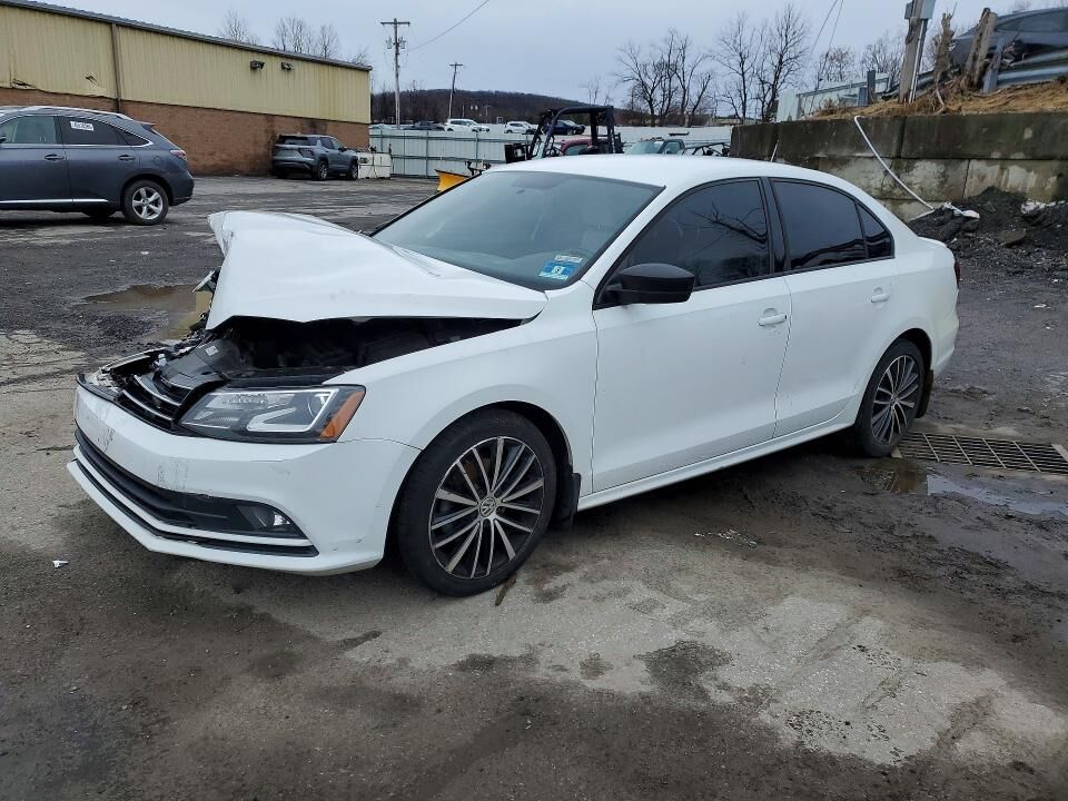 2016 VOLKSWAGEN Jetta