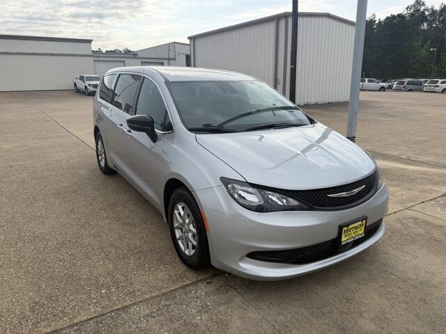 2026 CHRYSLER Voyager