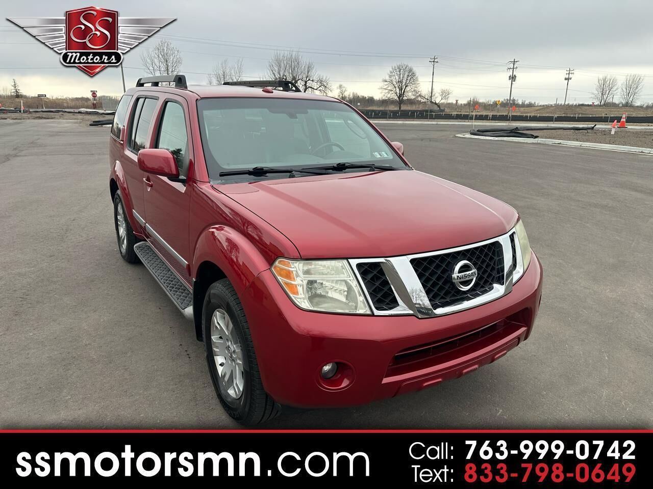 2011 NISSAN Pathfinder