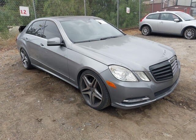 2013 MERCEDES-BENZ E-Class