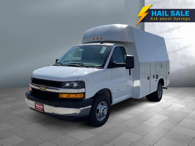 2025 CHEVROLET Express