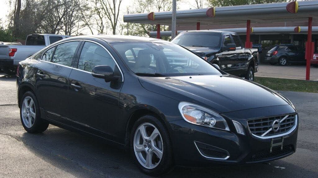 2013 VOLVO S60