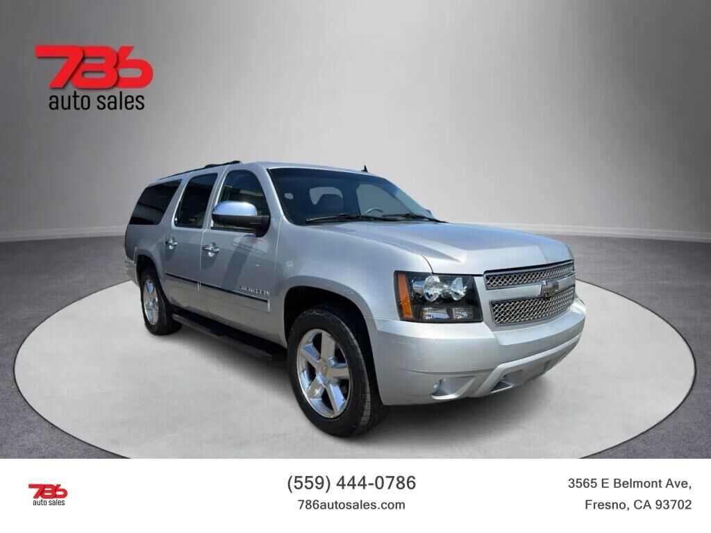 2011 CHEVROLET Suburban