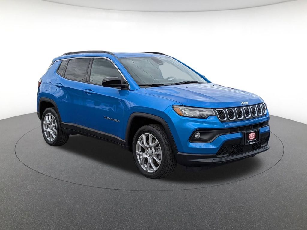 2024 JEEP Compass