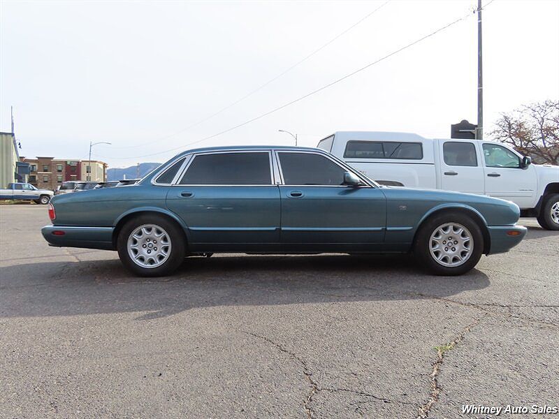 2001 JAGUAR XJ8