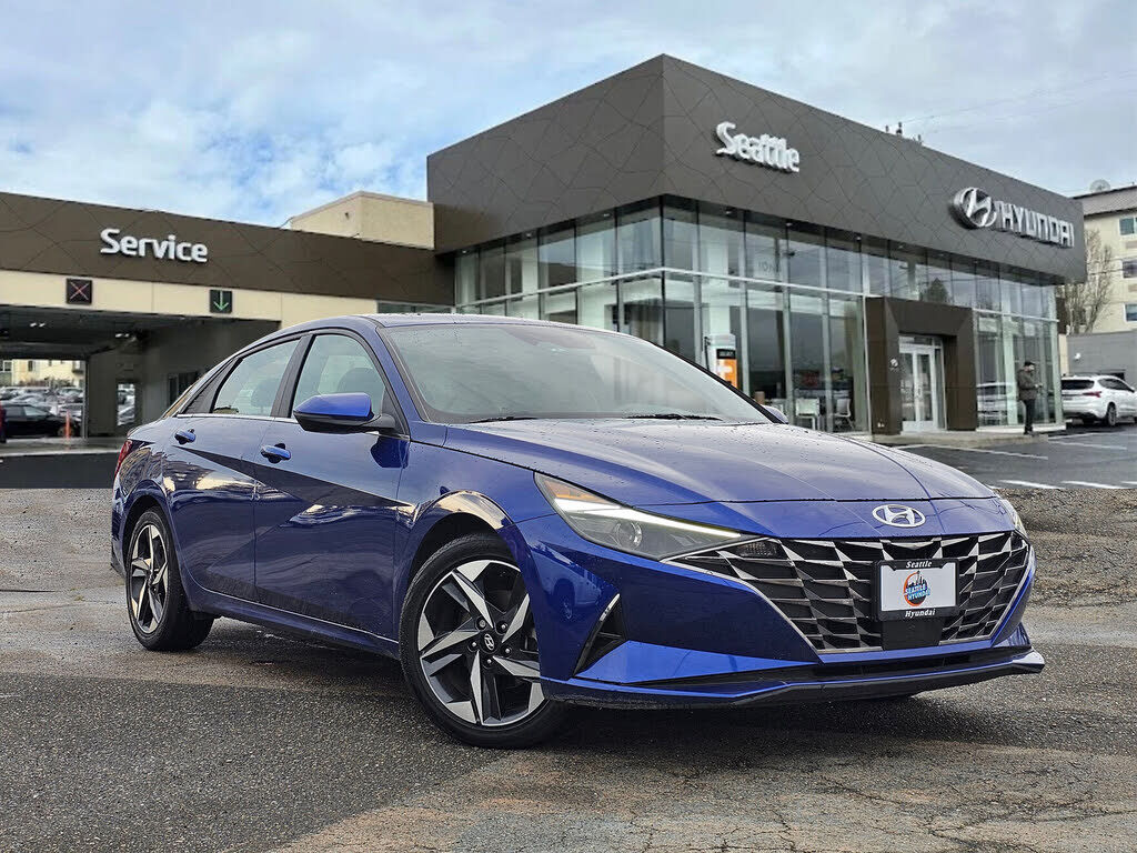 2022 HYUNDAI Elantra
