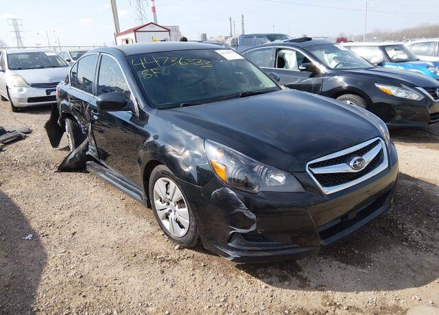 2011 SUBARU Legacy