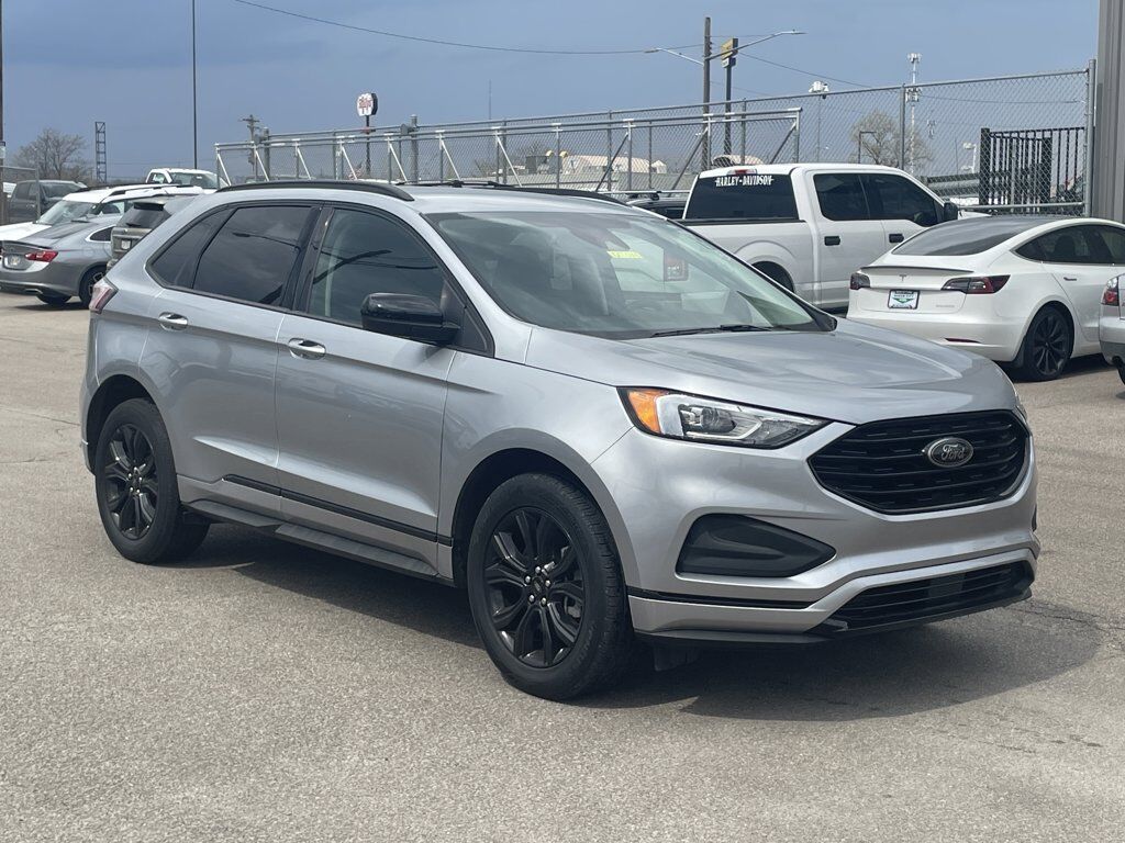 2022 FORD Edge