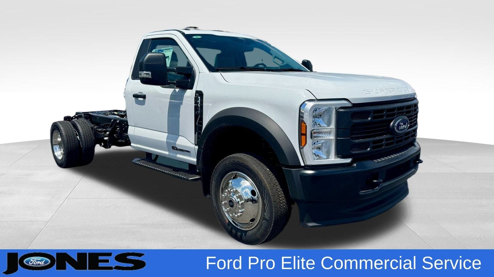 2025 FORD F-550