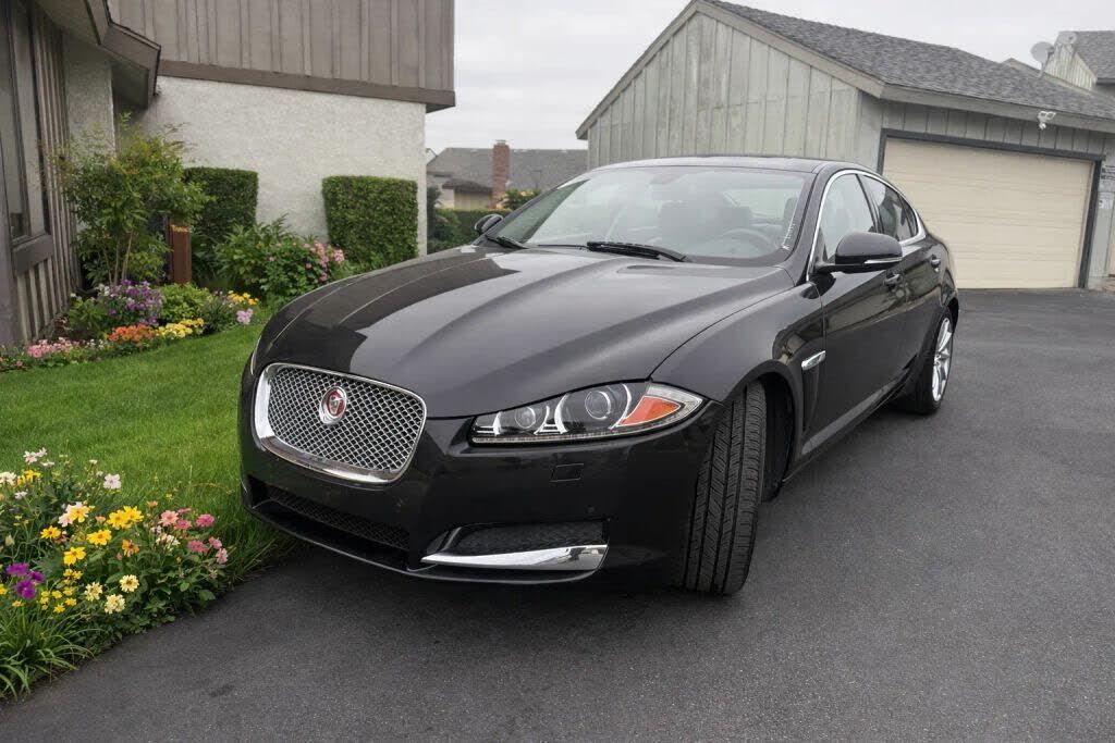 2014 JAGUAR XF