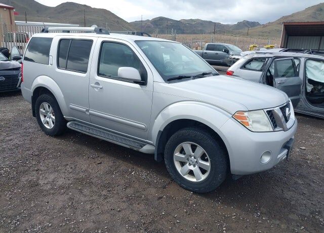 2012 NISSAN Pathfinder