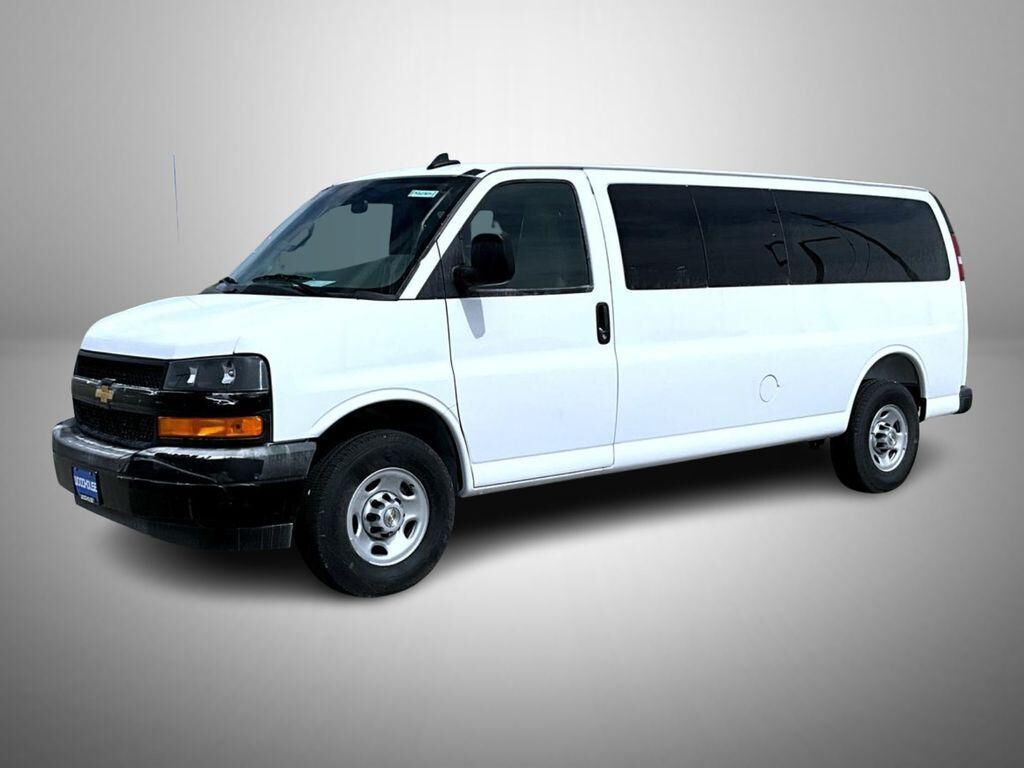 2026 CHEVROLET Express