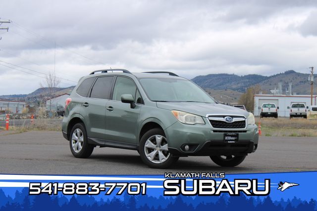 2014 SUBARU Forester