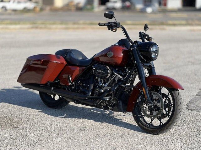 2024 HARLEY DAVIDSON Road King