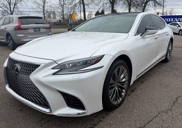 2019 LEXUS LS