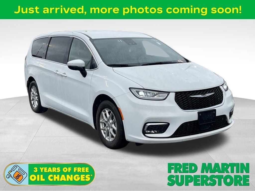 2023 CHRYSLER Pacifica