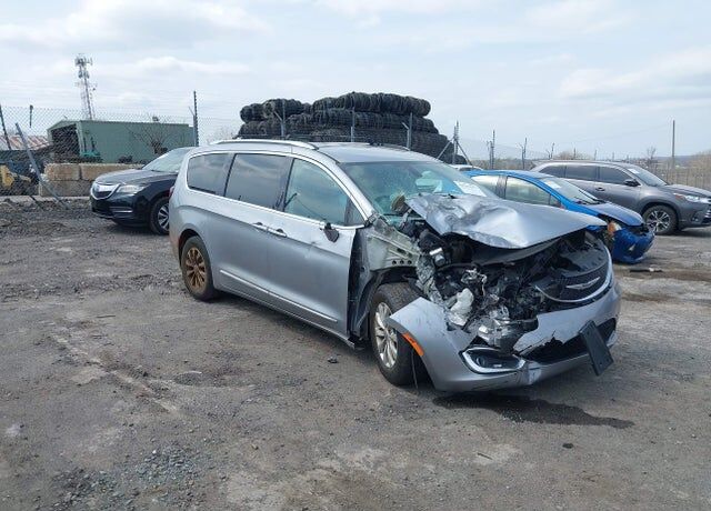 2019 CHRYSLER Pacifica