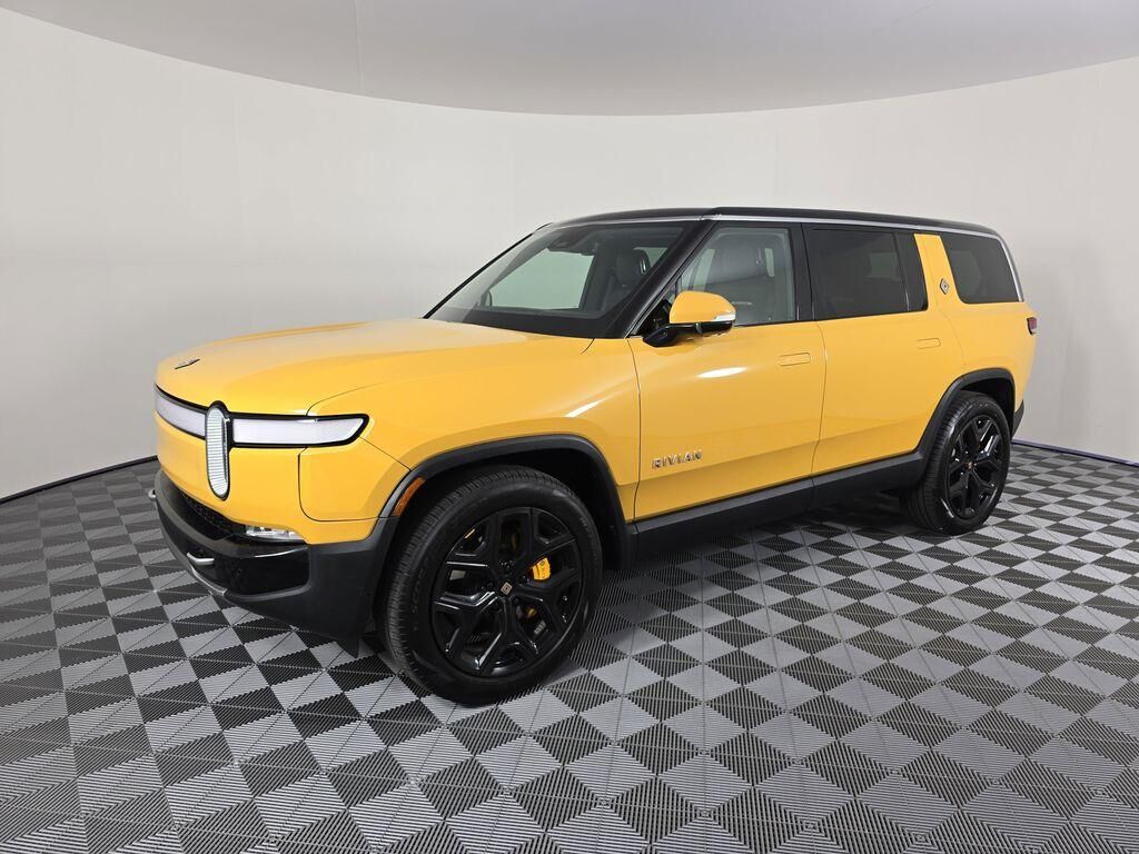 2023 RIVIAN R1S