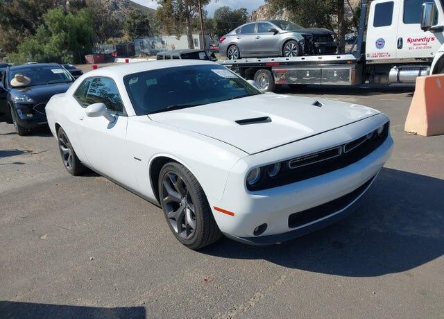 2017 DODGE Challenger