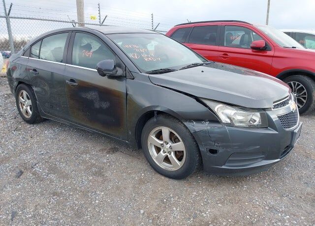 2013 CHEVROLET Cruze