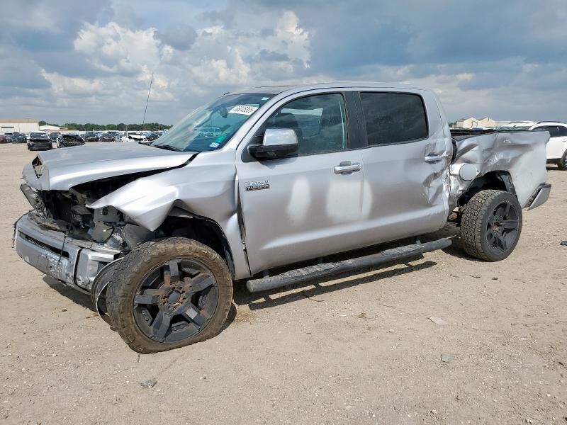 2018 TOYOTA Tundra