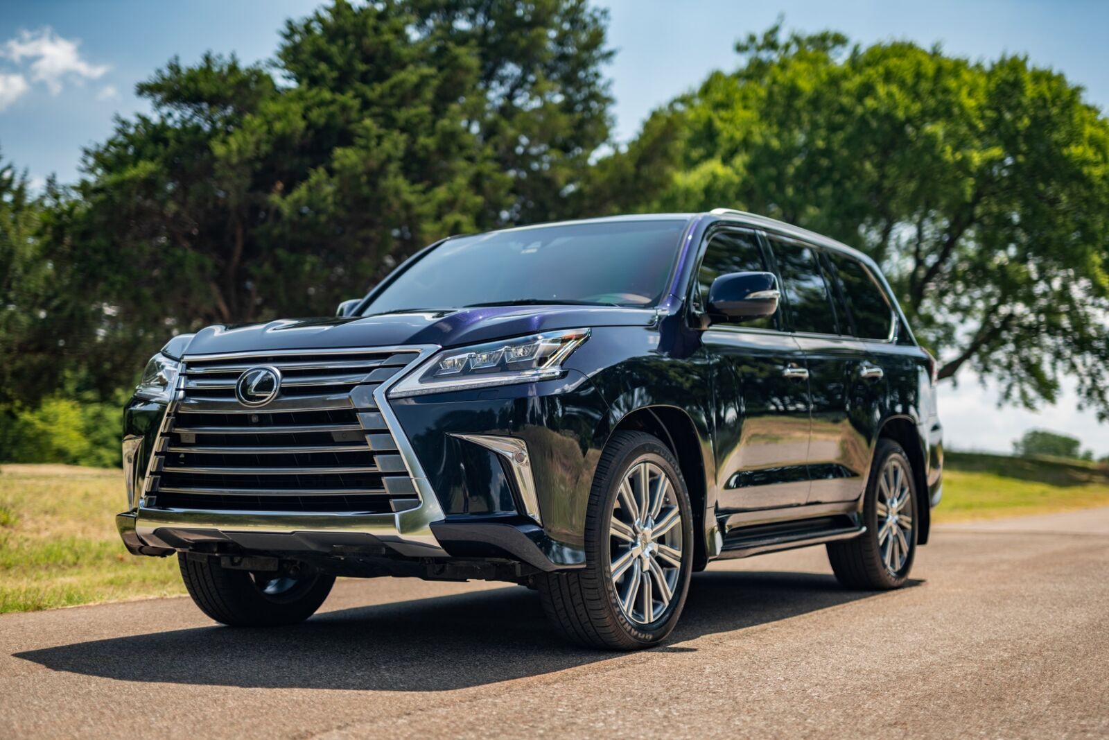 2017 LEXUS LX