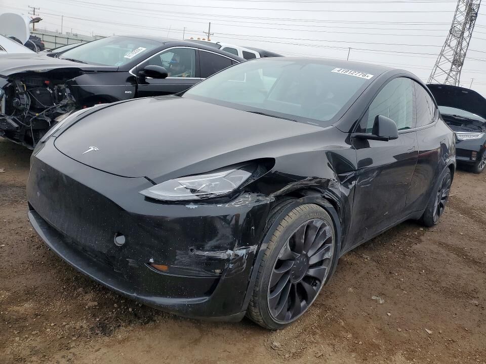 2021 TESLA Model Y