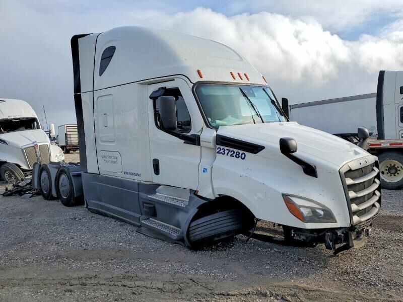 2022 FREIGHTLINER Cascadia