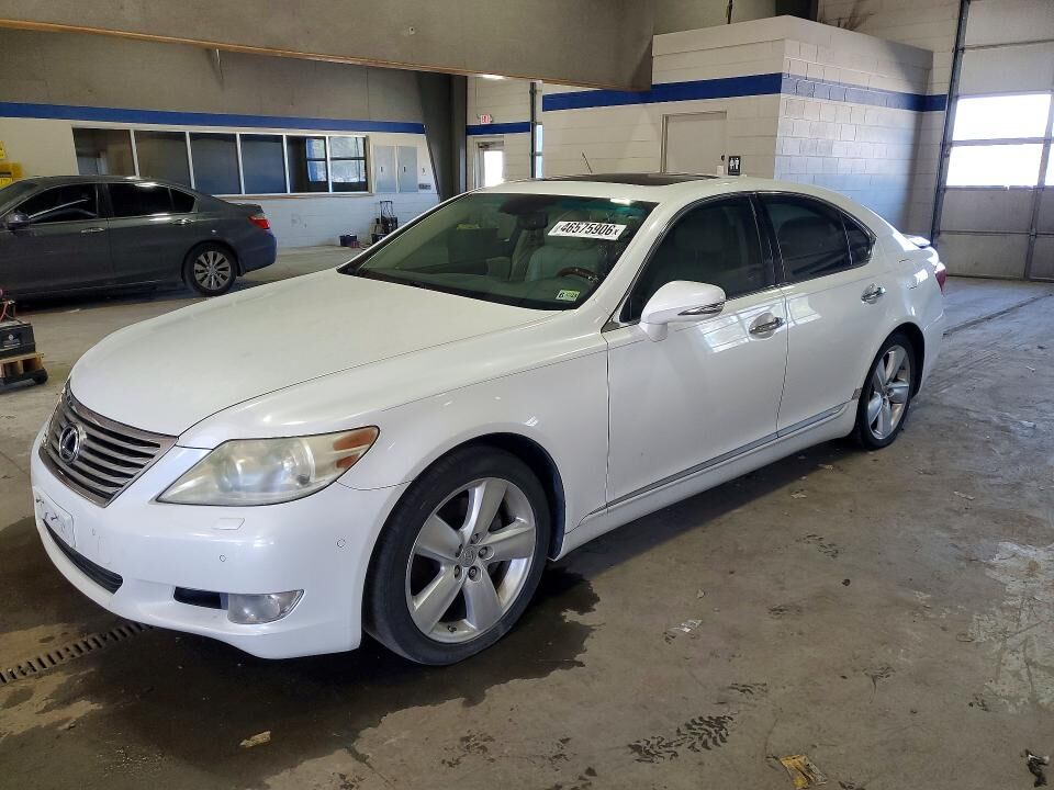 2011 LEXUS LS