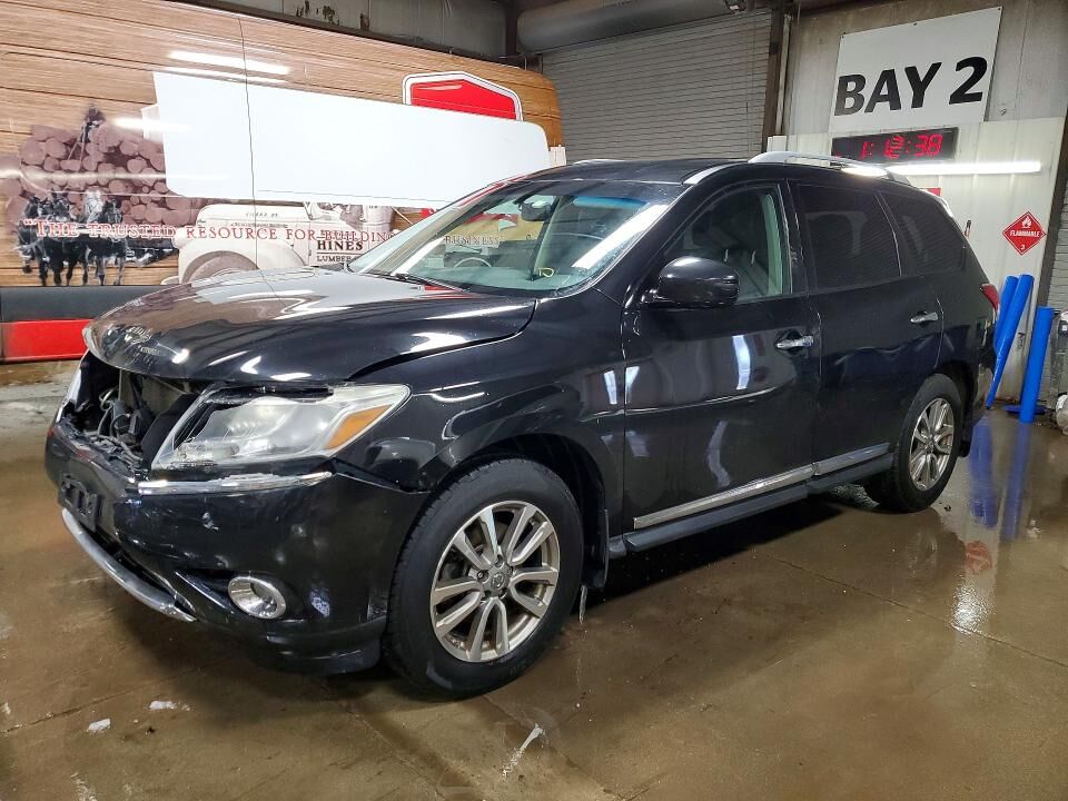 2015 NISSAN Pathfinder