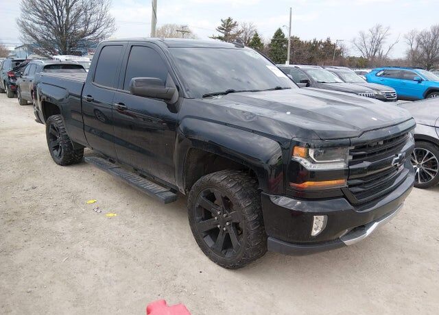 2017 CHEVROLET Silverado