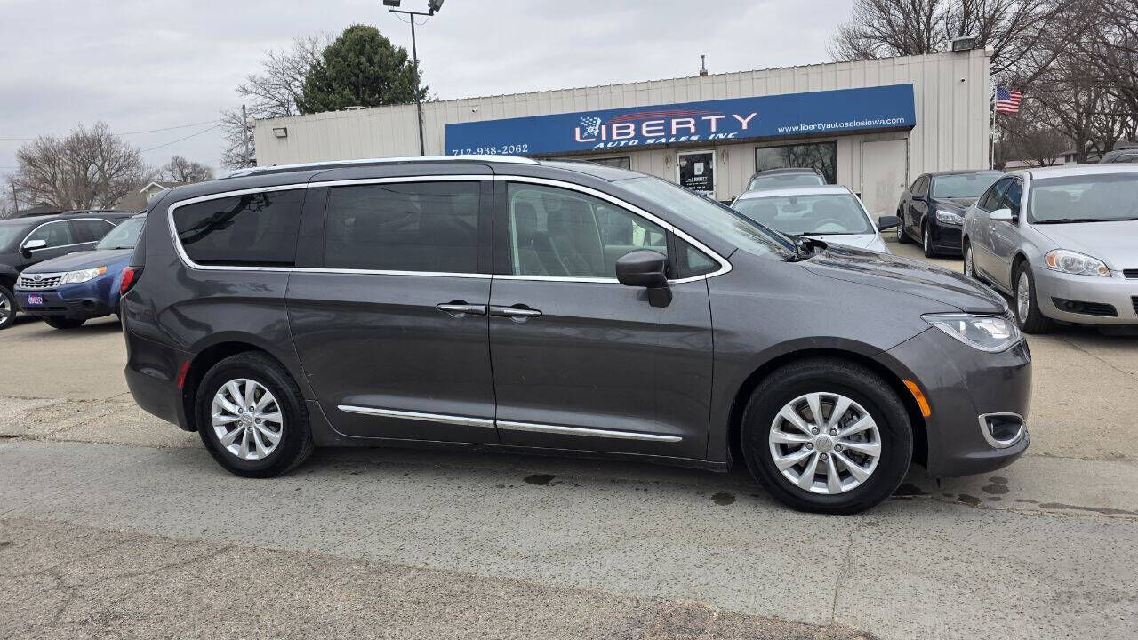 2018 CHRYSLER Pacifica
