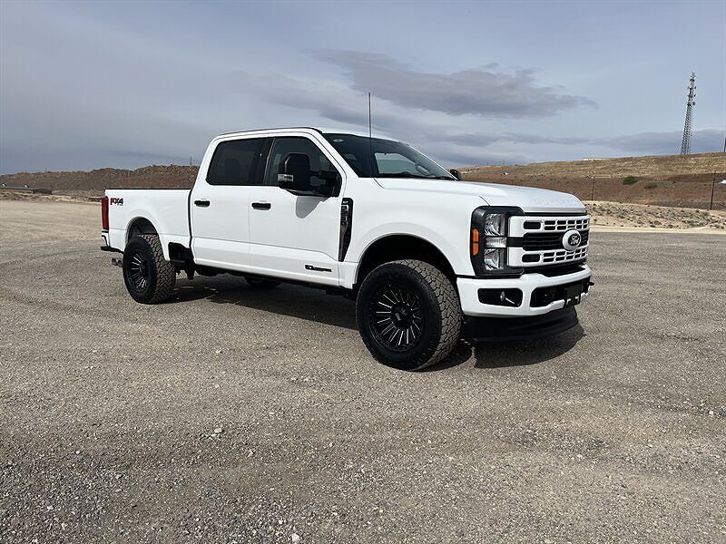 2024 FORD F-250