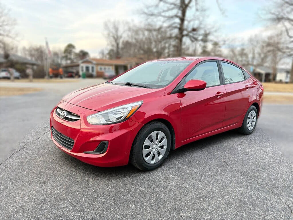 2016 HYUNDAI Accent