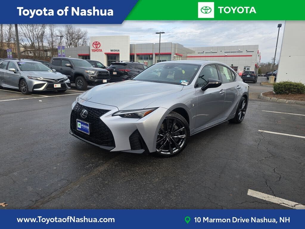 2025 LEXUS IS
