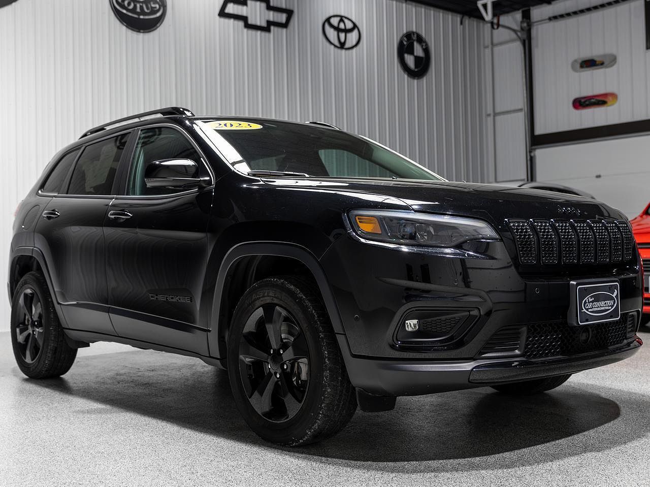 2023 JEEP Cherokee