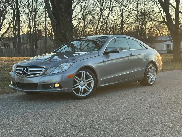 2011 MERCEDES-BENZ E-Class